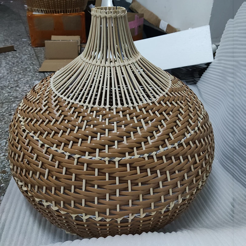 Luminária Pendente de Rattan Vintage