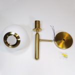Arandela bola de vidro e luz de led - Imagem 4