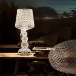 Luminária De Piso De Acrílico e Luz LED - Imagem 3