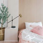 Luminária mesa preta e dourado - Imagem 4