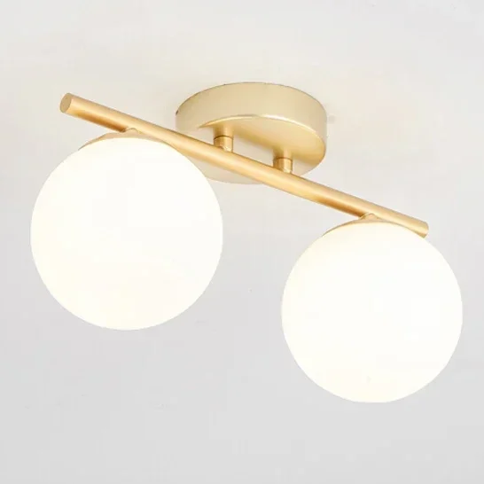 Luminária Sobrepor Dourado Com Bolas Vidro Brancas