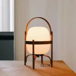 Abajur Cestita Moderno Com Luz Confortável de LED - Imagem 3