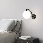 Arandela Alumínio Dourado ou Preto Com Esfera Vidro Branco - Imagem 3