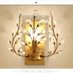 Arandela Floral Cristais K9 Transparente e Metal Dourado ou Preto