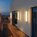 Arandela Linear Policarbonato Branco Para Jardins e Fachadas - Imagem 3