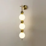 Arandela Moderna Bola Acrílico e Dourado