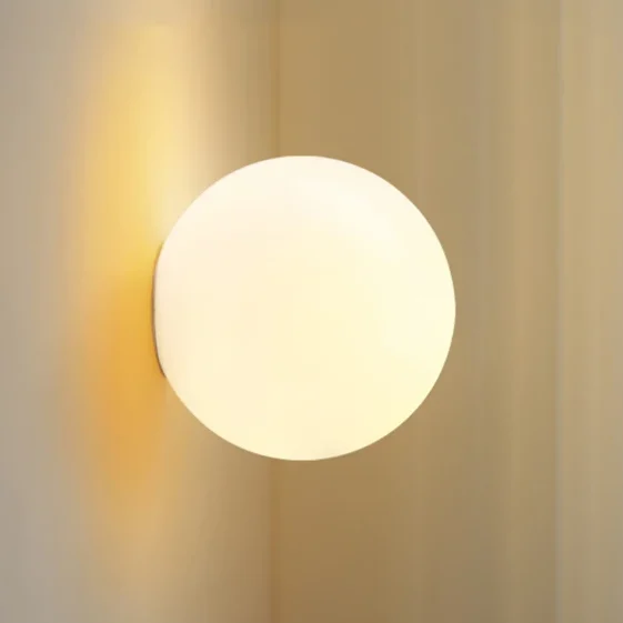 Arandela Bola Vidro Branco Leitoso
