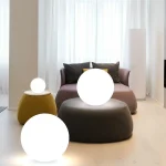 Luminária Abajur Bola De Vidro Branco Leitoso - Imagem 2