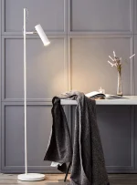 Luminária Minimalista Linear Com Spot Foco led Direcionável - Imagem 2